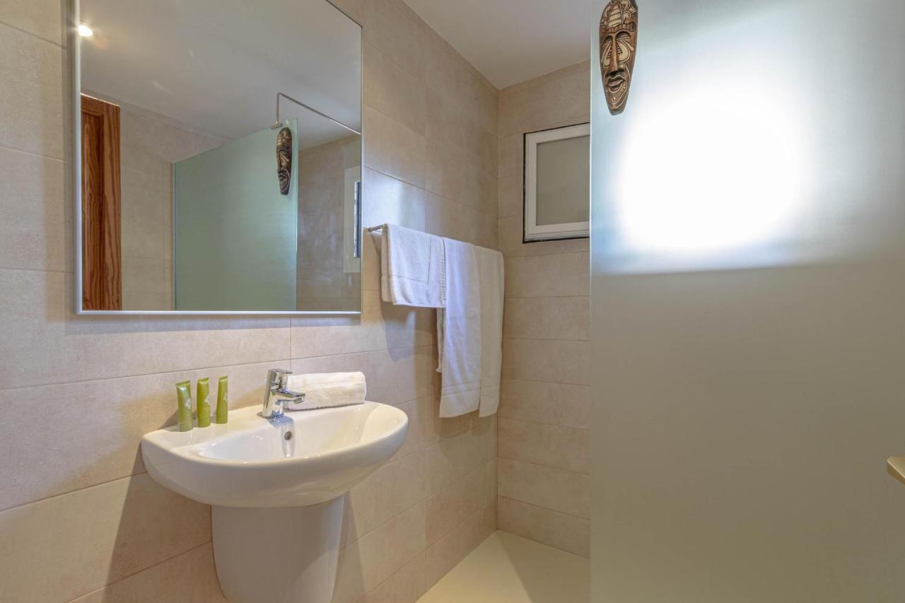 Pinos Altos 01 Apartment Cala San Vicente  Bagian luar foto